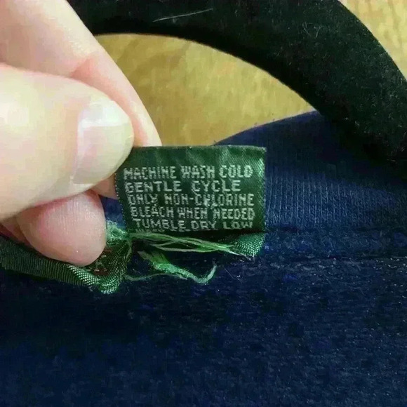 Vintage Outback Red Cardigan Men's Large Sweater Long Sleeves Button-up Navy - Picture 6 of 10